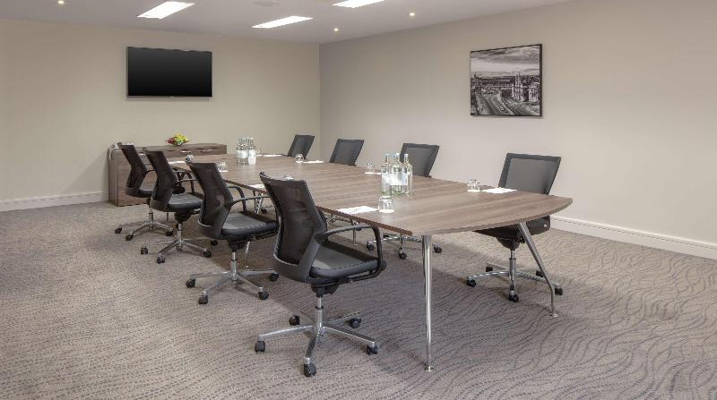 Doubletree by Hilton Bristol - Genel