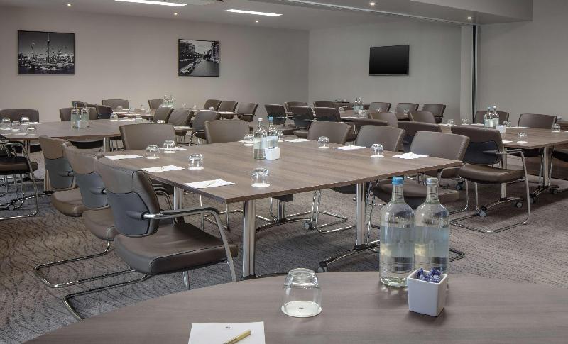 Doubletree by Hilton Bristol - Genel
