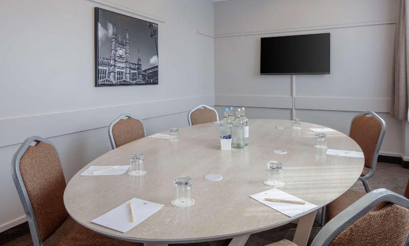 Doubletree by Hilton Bristol - Genel