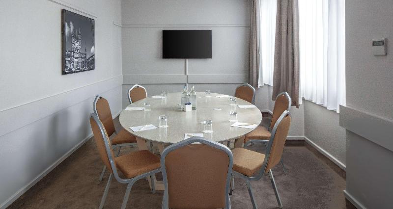 Doubletree by Hilton Bristol - Genel