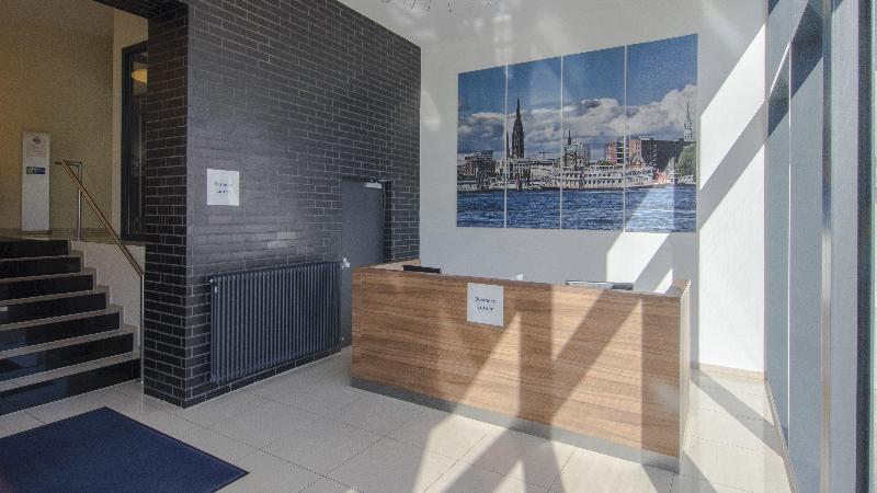 Premier Inn Hamburg City Alster - Genel