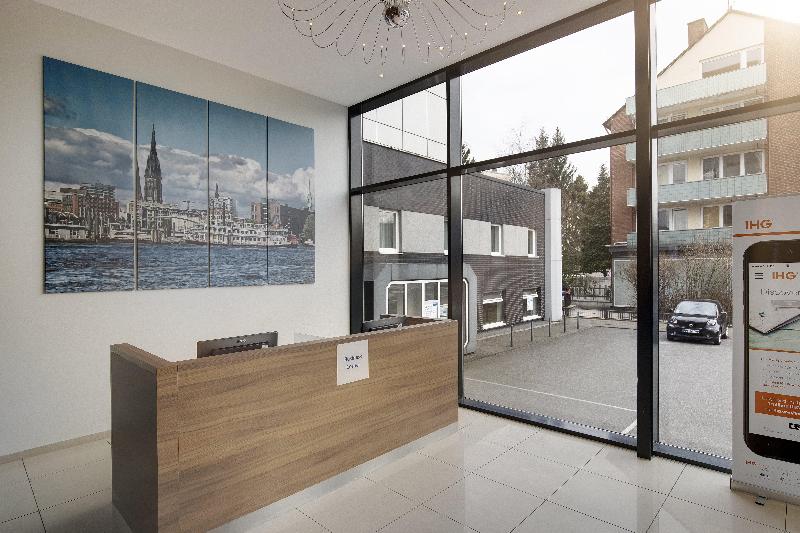Premier Inn Hamburg City Alster - Genel
