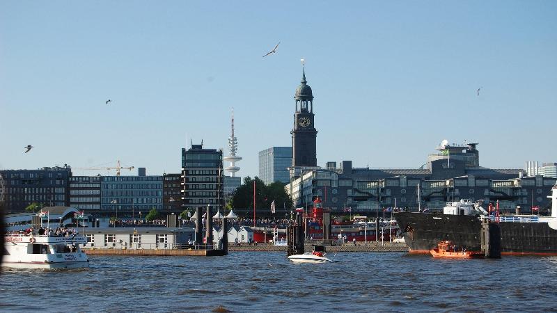 Premier Inn Hamburg City Alster - Genel