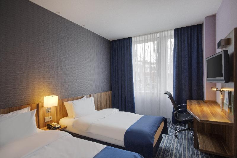 Premier Inn Hamburg City Alster - Oda