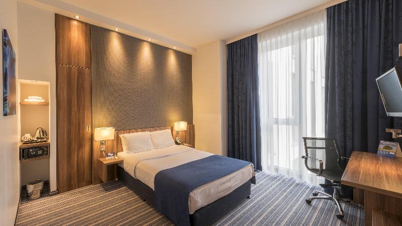 Premier Inn Hamburg City Alster - Oda