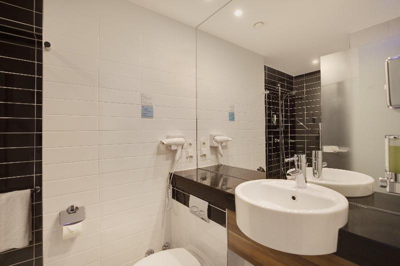 Premier Inn Hamburg City Alster - Oda