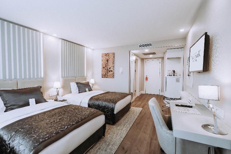 New Park Hotel - Oda