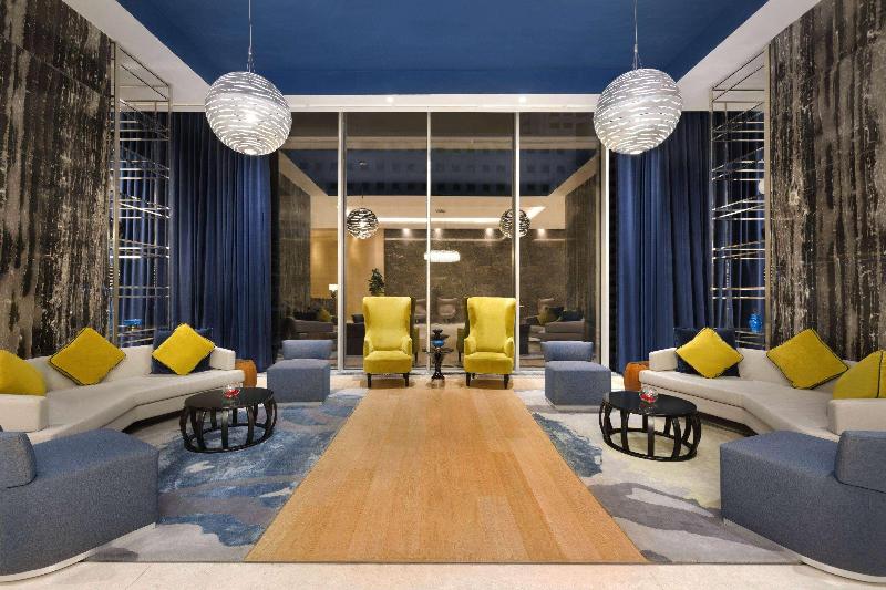 Wyndham Grand Istanbul Levent - Lobi