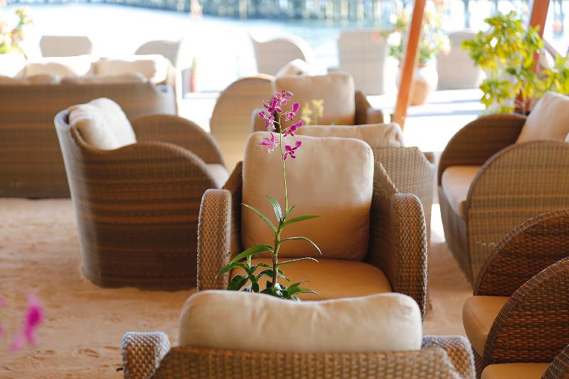 Nika Island Resort - Lobi