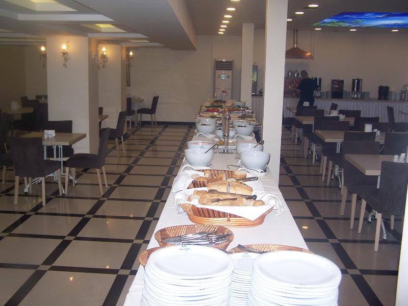 Kecik Hotel - Restoran