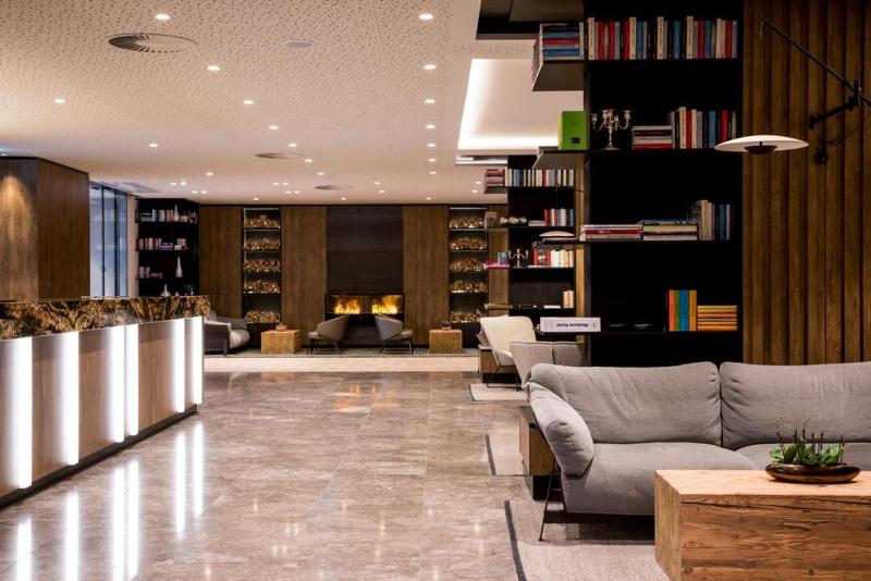 AC Hotel Innsbruck - Lobi