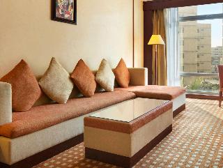 Ramada by Wyndham Riyadh otel fotoğrafı