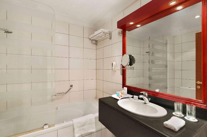 Ramada by Wyndham Riyadh - Oda