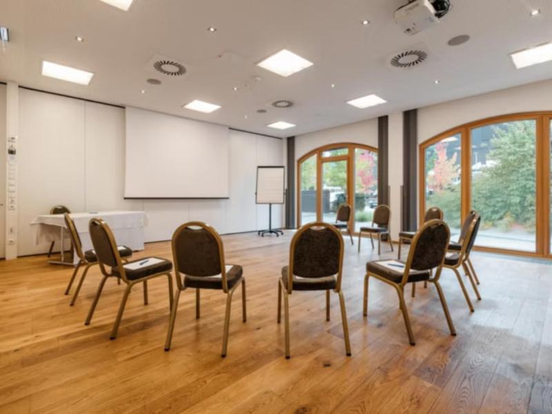 Holiday Inn Innsbruck by IHG - Toplantı