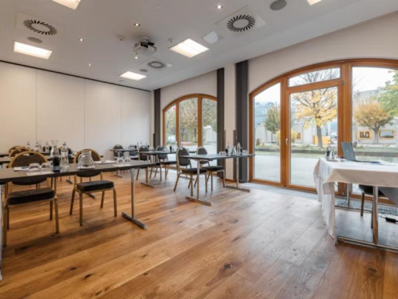 Holiday Inn Innsbruck by IHG - Toplantı