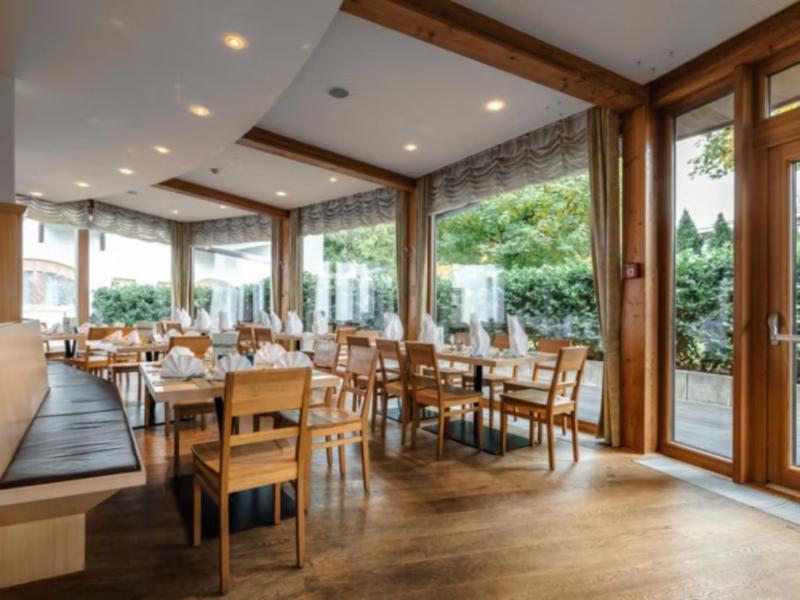 Holiday Inn Innsbruck by IHG - Restoran