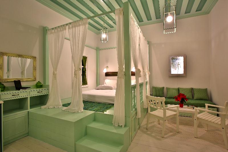 Efchi Suites 1904 - Oda