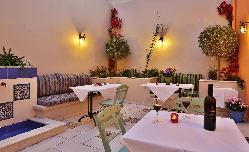 Efchi Suites 1904 - Teras