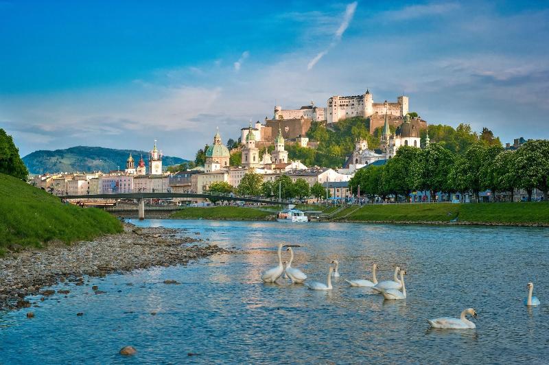 Sheraton Grand Salzburg - Genel