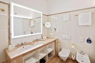 Radisson Blu Hotel Altstadt fotoÄŸrafÄ±