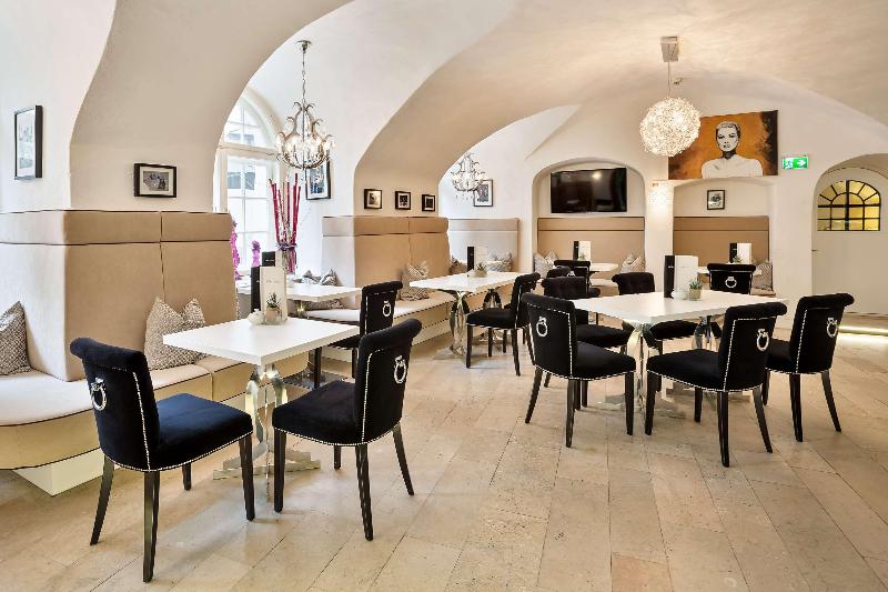 Radisson Blu Hotel Altstadt - Restoran