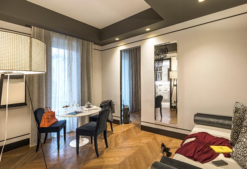 Corso 281 Luxury Suites - Oda