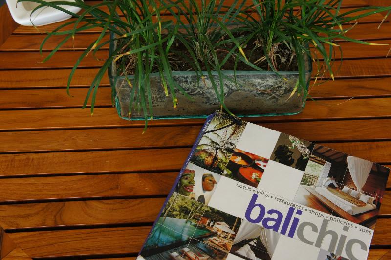 The Open House Jimbaran Bali - Oda