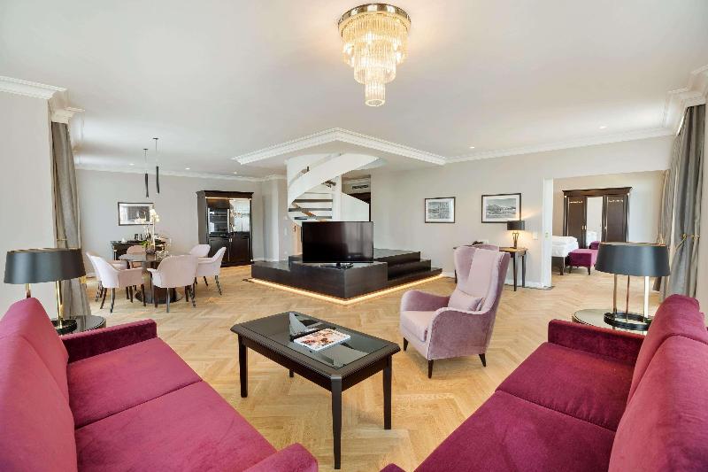 Austria Trend Parkhotel Schoenbrunn - Lobi