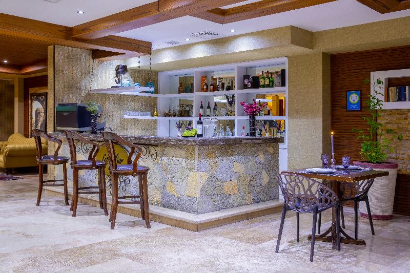 Sapphire Marine - Bar