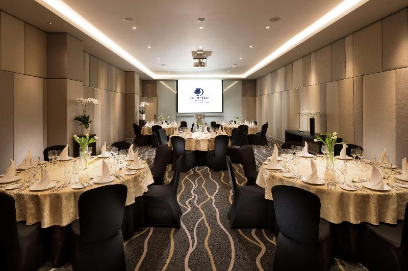 Doubletree by Hilton Jakarta - Diponegoro - Toplantı