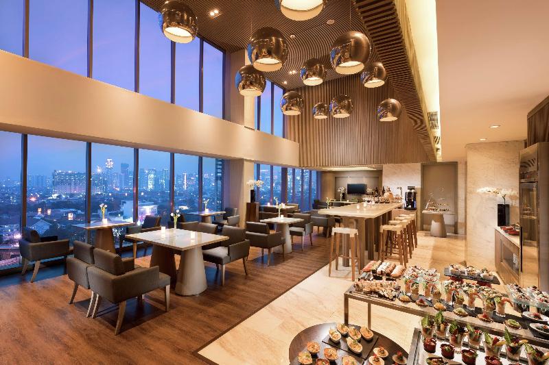 Doubletree by Hilton Jakarta - Diponegoro - Genel