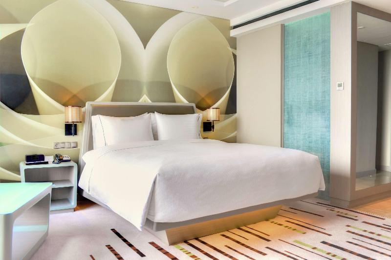 Doubletree by Hilton Jakarta - Diponegoro - Oda