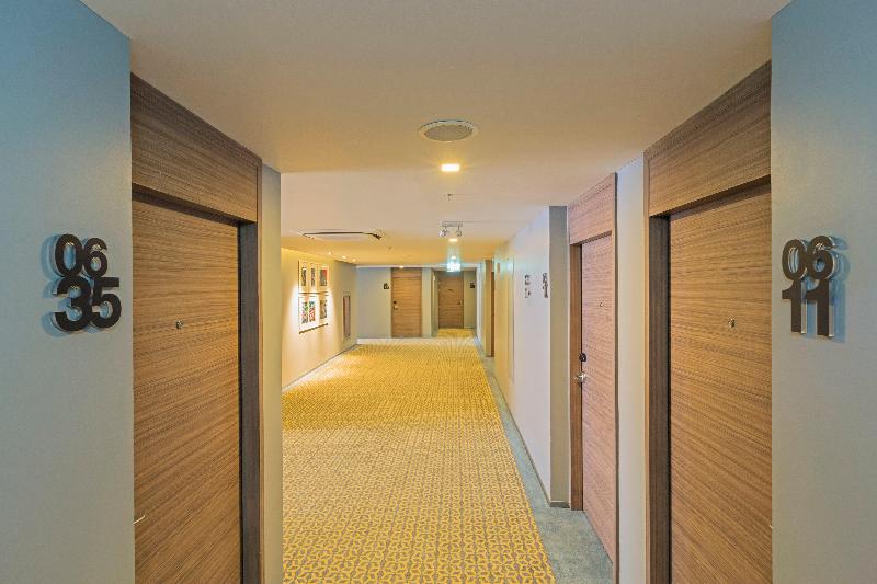 Holiday Inn Express Bangkok Sathorn - Lobi