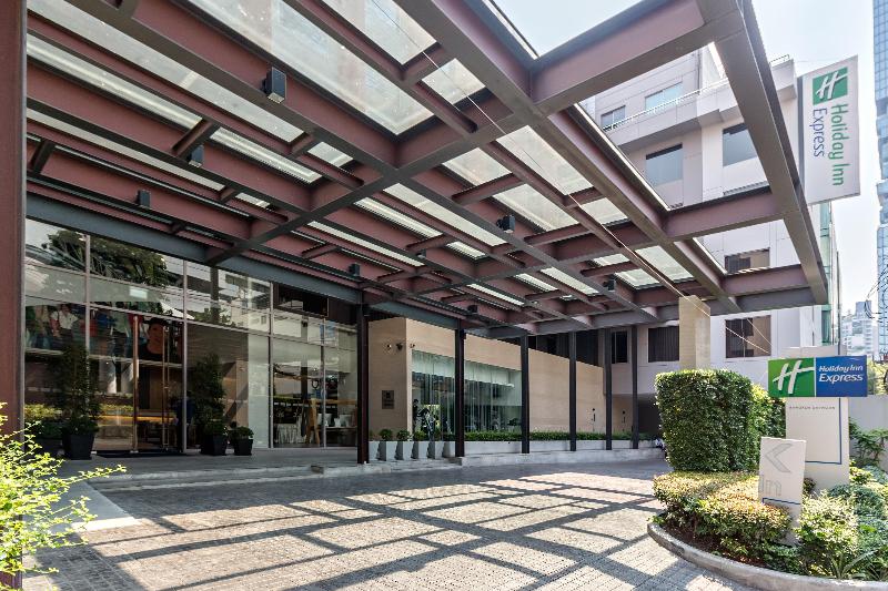 Holiday Inn Express Bangkok Sathorn - Genel