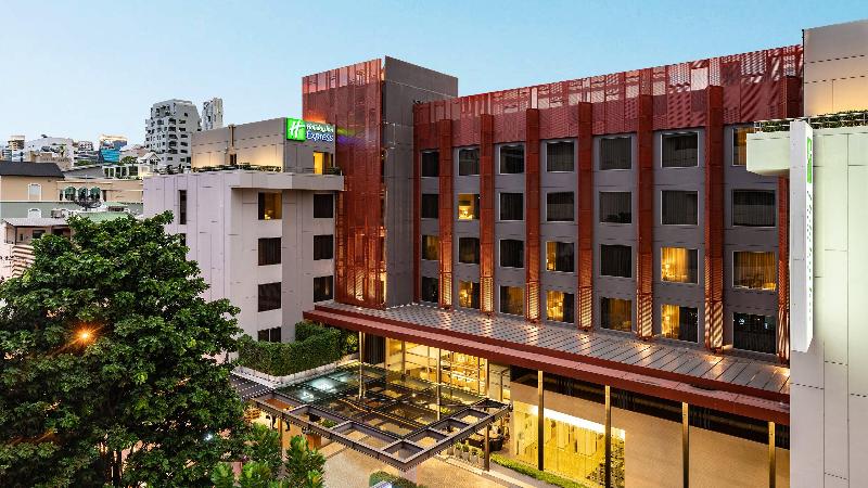 Holiday Inn Express Bangkok Sathorn - Genel