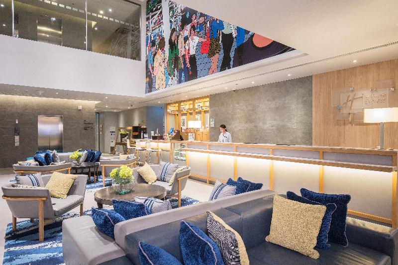 Holiday Inn Express Bangkok Sathorn - Genel