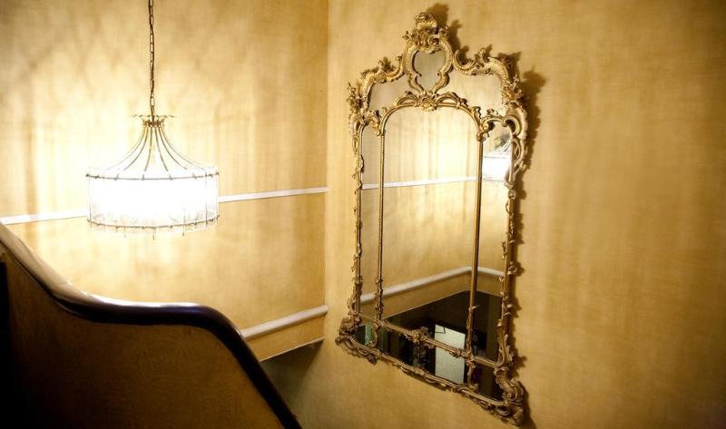 Castlecary House Hotel - Genel