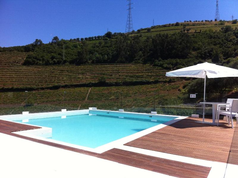Quinta De Casaldronho Wine Hotel - Havuz