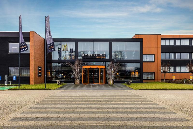 Postillion Hotel Deventer - Genel