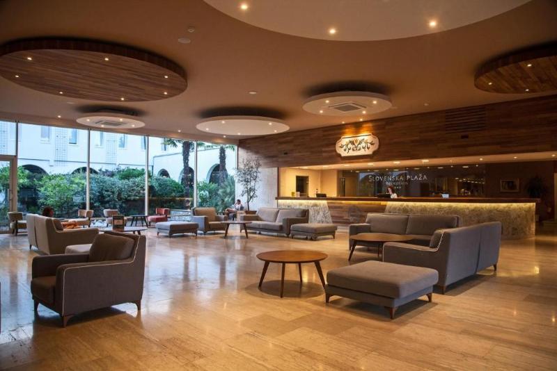 Slovenska Plaza Resort 3* - Lobi