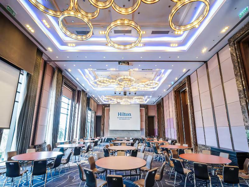 Hilton Bangkok Suvarnabhumi Golf Resort & Spa - Toplantı