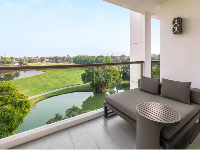 Hilton Bangkok Suvarnabhumi Golf Resort & Spa - Oda