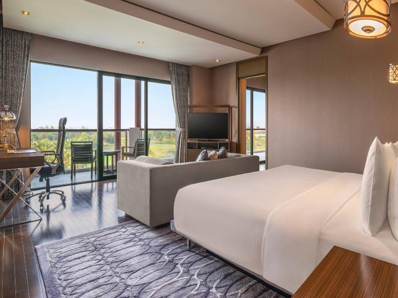 Hilton Bangkok Suvarnabhumi Golf Resort & Spa - Oda