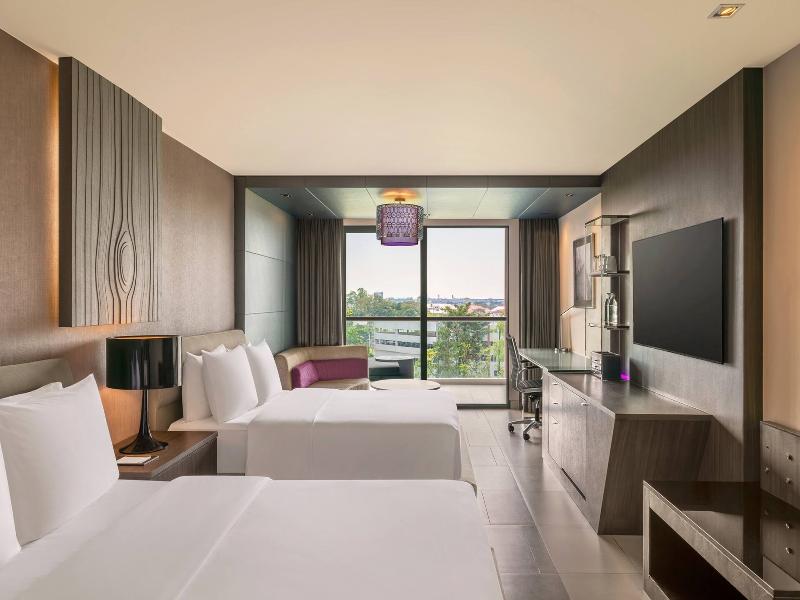 Hilton Bangkok Suvarnabhumi Golf Resort & Spa - Oda