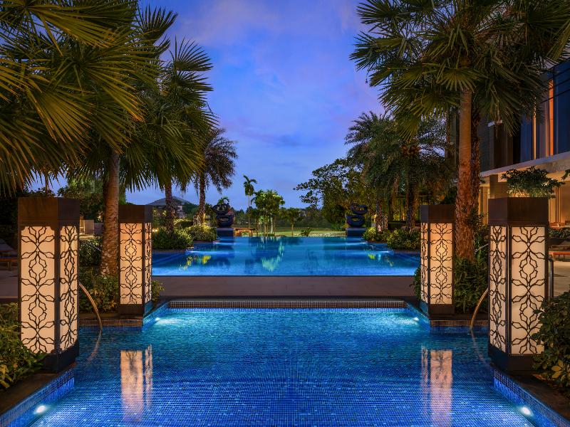 Hilton Bangkok Suvarnabhumi Golf Resort & Spa - Havuz