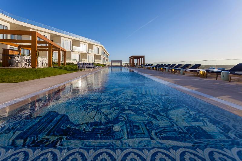 Royal Óbidos Scenic Resort - Havuz