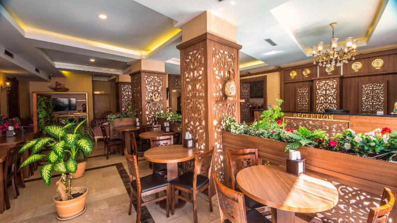 Montagna Hera Hotel - Lobi