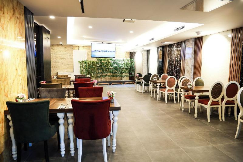 Mia Berre Hotels - Restoran