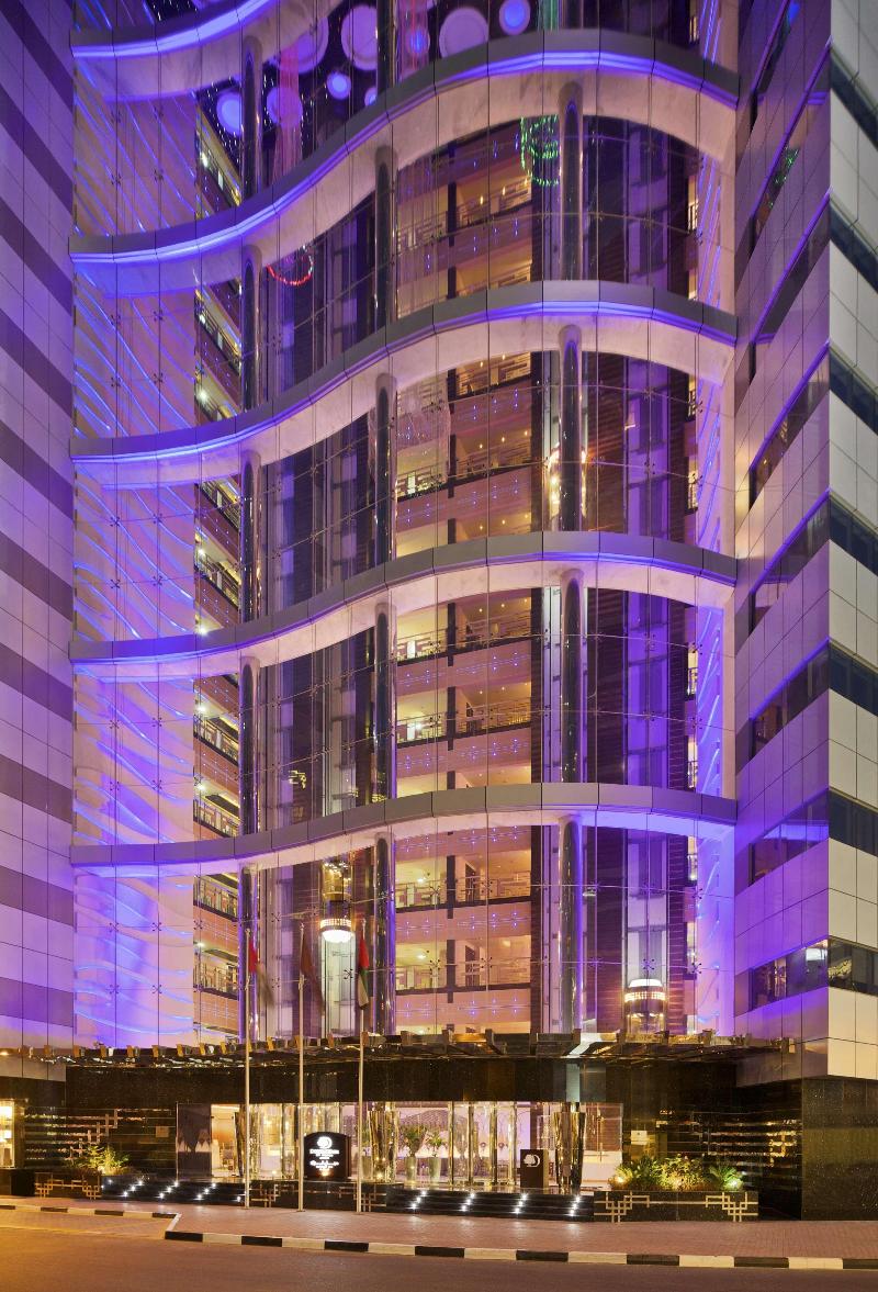 DoubleTree by Hilton Hotel & Residences Dubai Al B - Genel