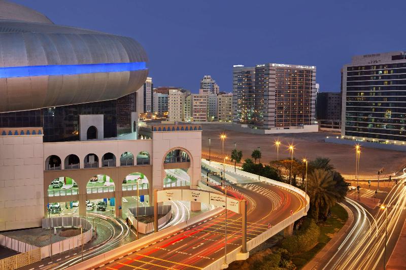 DoubleTree by Hilton Hotel & Residences Dubai Al B - Genel